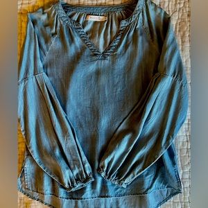 Billy T Lightweight V-Neck, Denim Boho Blouse. S